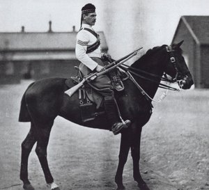 Atlı bir piyade olarak donatılmış 92. Gordon Highlanders