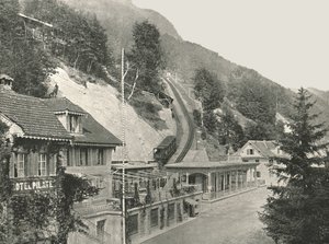 Pilatus Demiryolunun başlangıç noktası, Alpnachstad, İsviçre, 1895. by W and S Ltd