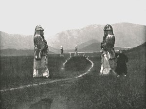 Şehre Yaklaşım, Nankin, Çin, 1895. by W and S Ltd
