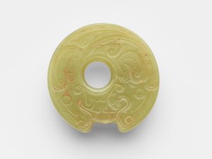 Kolye by Western Zhou Dynasty Chinese School