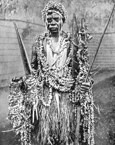 Bir cadı doktor, Uganda, Afrika, 1936.