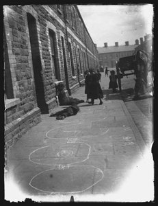 Helen Caddesi, Cardiff, 1892.