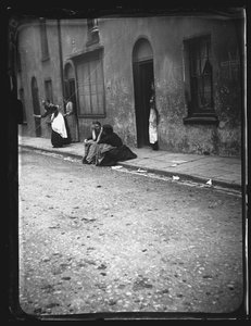 Mary Ann Caddesi, Cardiff, 1893.
