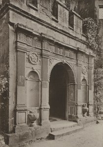 Kapı, Gate House