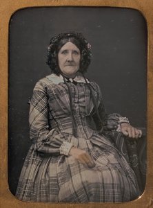 Ekose Elbise ve Bone Giyen Oturan Yaşlı Kadın, 1854-60. by William Hardy Kent