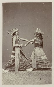 İki Cava dansçı by Woodbury and Page
