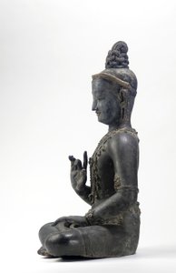 Nepal-Çin tarzı bodhisattva (cila, kumaş, mavi, altın ve yeşil boya ve altın varak izleri) by Yuan Dynasty Chinese School