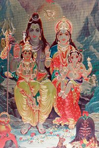 Tanrı Shiva ve Tanrıça Parvati, oğulları Ganesha ile birlikte. by . .