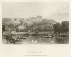 Richmond Tepesi, Köprünün üzerinde kısa bir mesafeden görüldüğü gibi