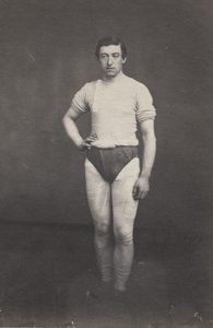 Atletik kıyafetli genç adam by attributed to Oliver H. Willard