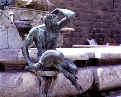 Neptün Çeşmesi, bir satir detayı by Giambologna