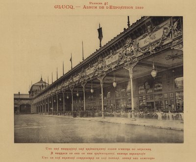 Kahvaltıdan önce restoranlardan birinin terası (s/b fotoğraf) by (after) French Photographer