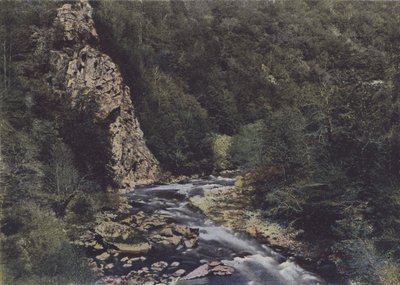 Siran ve Lamativie arasındaki Gorges de la Cere (renkli fotoğraf) by (after) French Photographer
