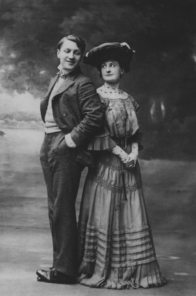 Sacha Guitry ve Charlotte Lyses (s/b fotoğraf) by (after) French Photographer