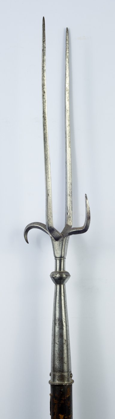 Askeri Çatal, c.1600 (restore edilmiş ahşap ile demir) by (attr.to) Italian School