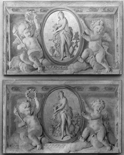 Amorini tarafından desteklenen oval bir madalyon içinde Diana veya bir Peri ile kapı üstü çifti, 1770-90. by 18th century . French Painter