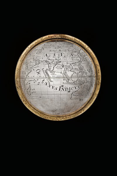 Herkül ve Atlas tarafından desteklenen iki olağanüstü karasal ve göksel küre, Augsburg, 1697-99 by Abraham Drentwett