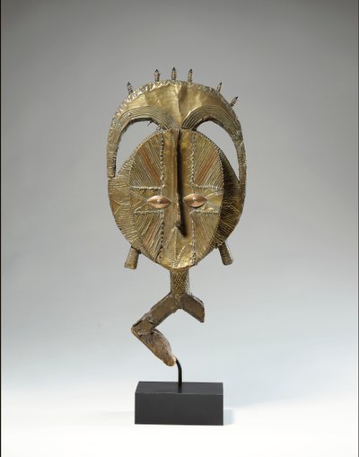 Mbulu Ngulu, Bir Şehir Reliquary Figürü by African School