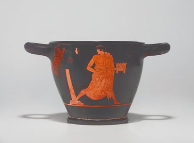 Tavan arası kırmızı figürlü skyphos, c. MÖ 5. yy ortaları (seramik) by Agathon Painter (attr. to)