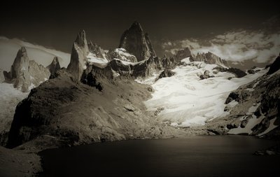 İsimsiz,2019,(fotoğraf) by Alex Caminker