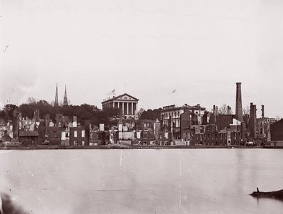 Kanalın Kuzey Kıyısında Harabeler, Richmond, 1865. by Alexander Gardner