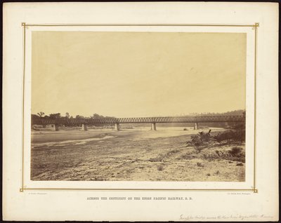 [Wyandotte, Kansas yakınlarındaki Kaw Nehri üzerindeki Paralı Yol Köprüsü] by Alexander Gardner