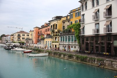Peschiera del Garda Klein Venedig by Alexandra Joseph