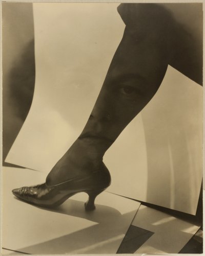 dorothy gerçek by Alfred Stieglitz
