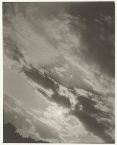 Eşdeğer, 1923. by Alfred Stieglitz