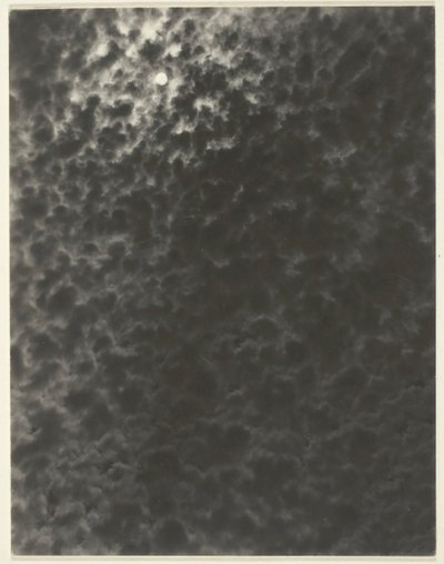 Eşdeğer, 1929. by Alfred Stieglitz