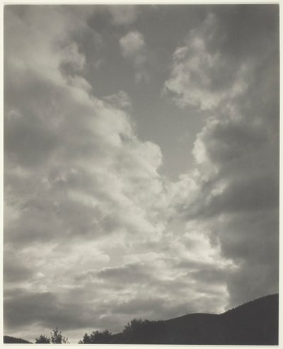 Müzik - On Bulut Fotoğrafından Bir Dizi, No. II by Alfred Stieglitz