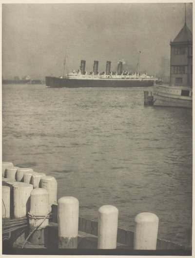 Dışa Bağlı, Mauretania by Alfred Stieglitz