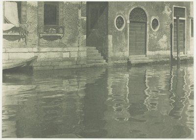 Yansımalar—Venedik by Alfred Stieglitz