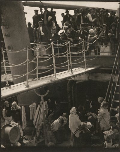 Steerage, 1907, 1915