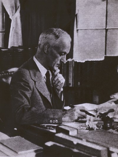 Harvey Cushing, beyin cerrahı, portre (s/b fotoğraf) by American Photographer (after)