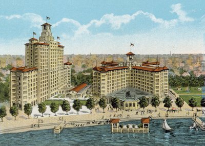 Edgewater Beach Hotel (renkli fotoğraf) by American Photographer
