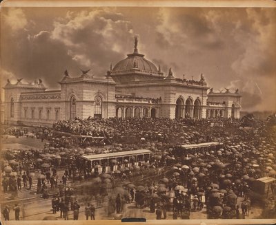 Açılış Günü, "Hizmetçiler", Centennial Uluslararası 1876 Sergisi, Philadelphia by American Photographer