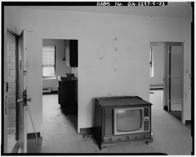 Techwood Homes, Bina No. 3, 559 Techwood Drive & 129-135 Merrit Avenue, Atlanta, Fulton County, GA (s/b fotoğraf) by American Photographer
