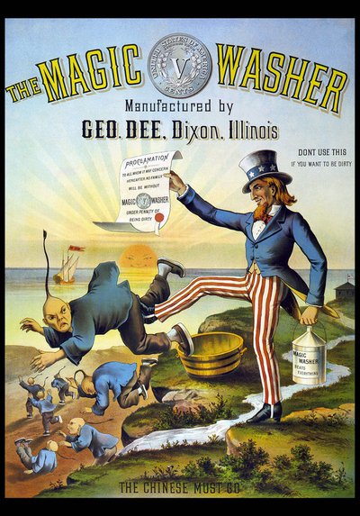 Sam Amca'nın bir Çinliyi avladığını gösteren bir temizlik ürününün reklamı. by American School