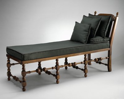 Kanepe by American School