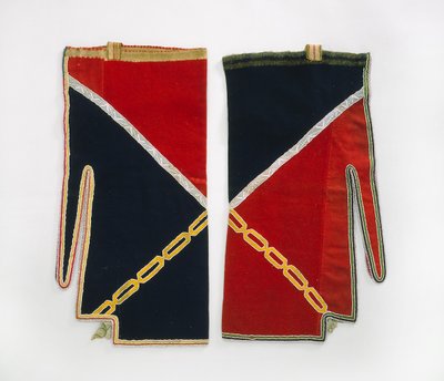 Tayt, Chippewa, c.1840 (yün kumaş, cam boncuklar, ipek kurdele, sak lifi kayışlar ve iplik) by American School