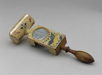 Dikiş Kelepçesi, c. 1840-1890 (akçaağaç, kalay aynalı cam, ipek, kağıt ve boyalı dekorasyon) by American School