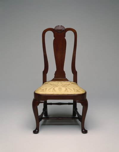 Yan sandalye by American School