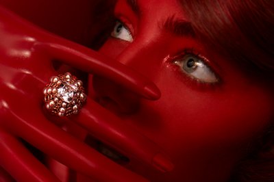 Rubi_06, 2015 (fotoğraf) by Ana Carolina Tavares Mizrahi