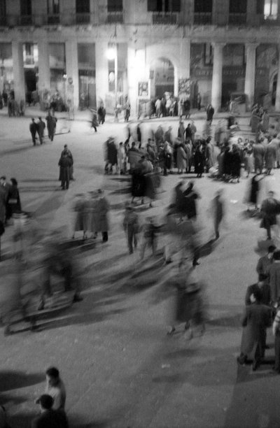 CROTONE - MEYDANDA DİNAMİZM by Ando Gilardi