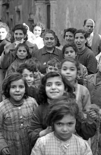 CROTONE - SOKAKTA FOTOĞRAF GRUBU by Ando Gilardi