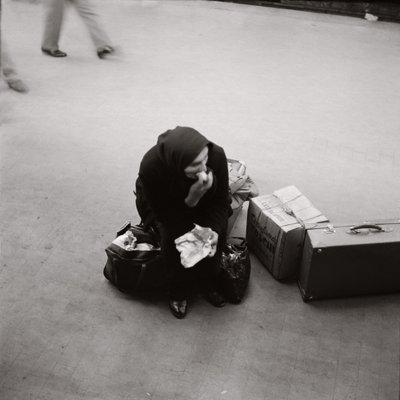 Kalkışı Beklerken, Roma, İtalya by Ando Gilardi