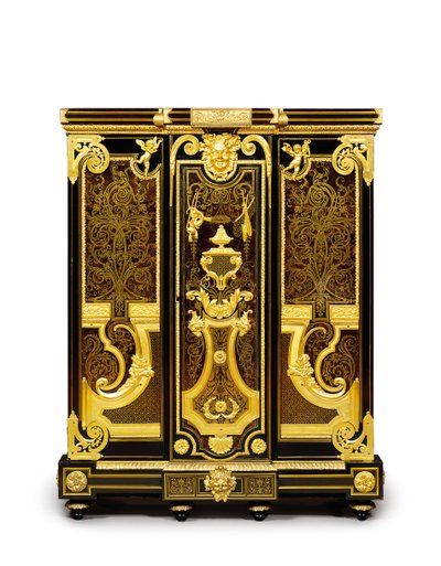 Louis XIV petit armoise, c.1700-10 (ormolu, pirinç, bağa, abanoz ve kakmacılık) by Andre Charles (attr. to) Boulle