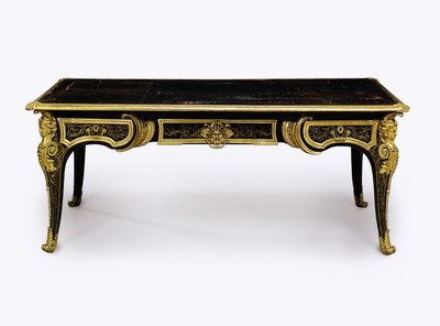 Louis XIV ormolu monte kahverengi kaplumbağa kabuğu büro plakası, c.1710 by Andre Charles Boulle