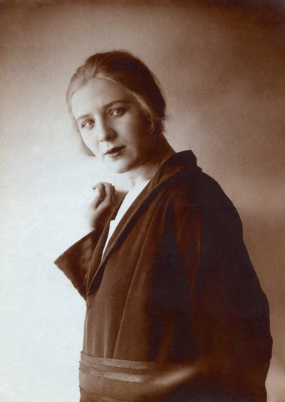 Isabella Danilovna Yurieva (1899-2000), Anonim by Anonymous Anonymous